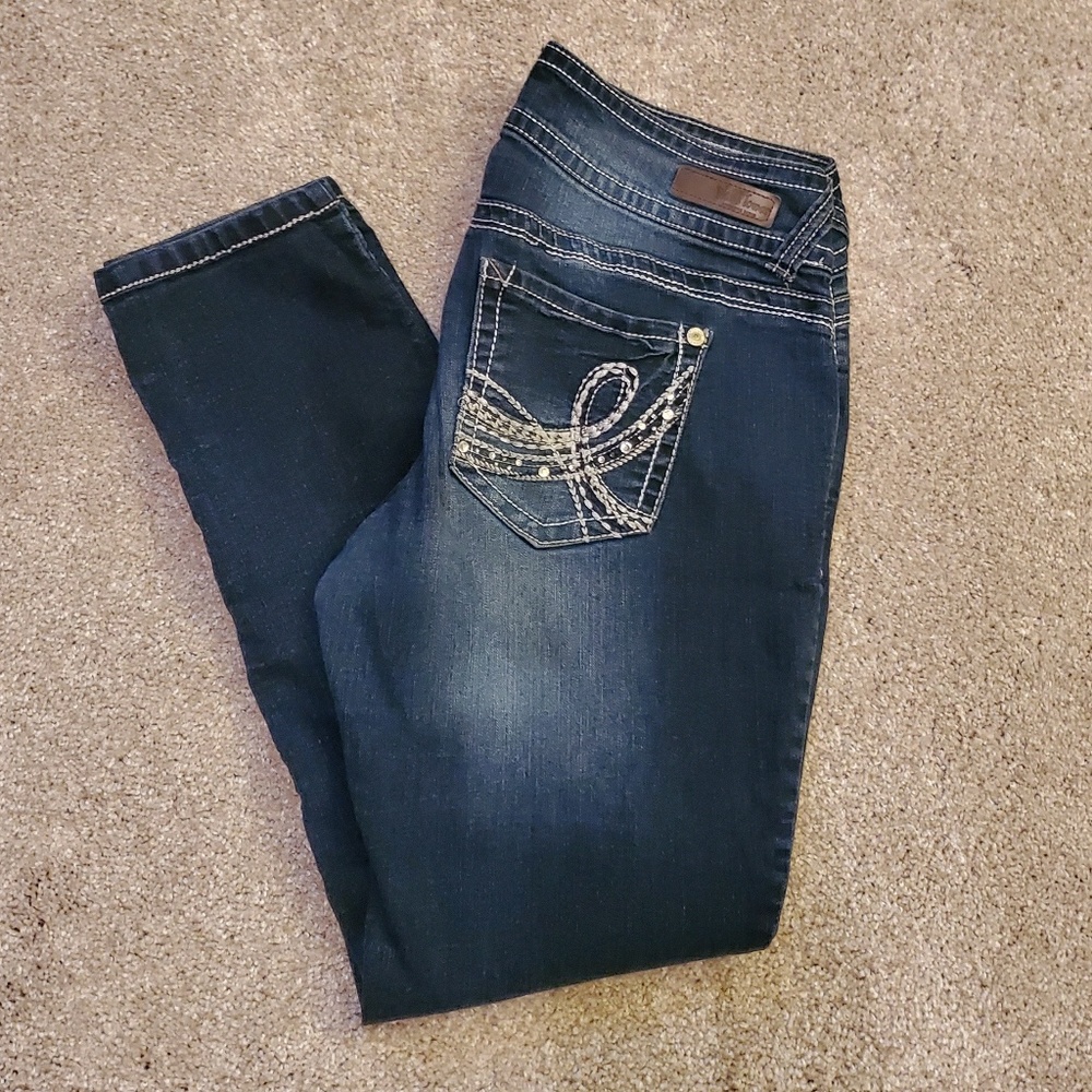 Wallflower jeans
